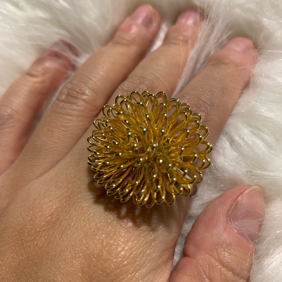 Metallic ring - Picture 2 of 3